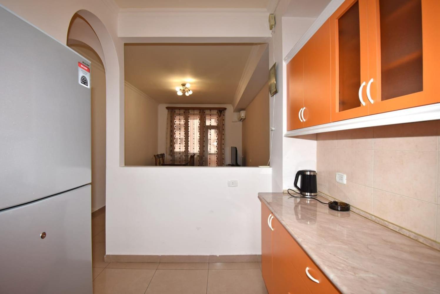 Armenak Apartment In Aram Str 耶烈万 外观 照片